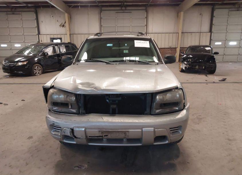 Photo 12 of 2005 Chevrolet Trailblazer LS (VIN 1GNDT13S152261815)