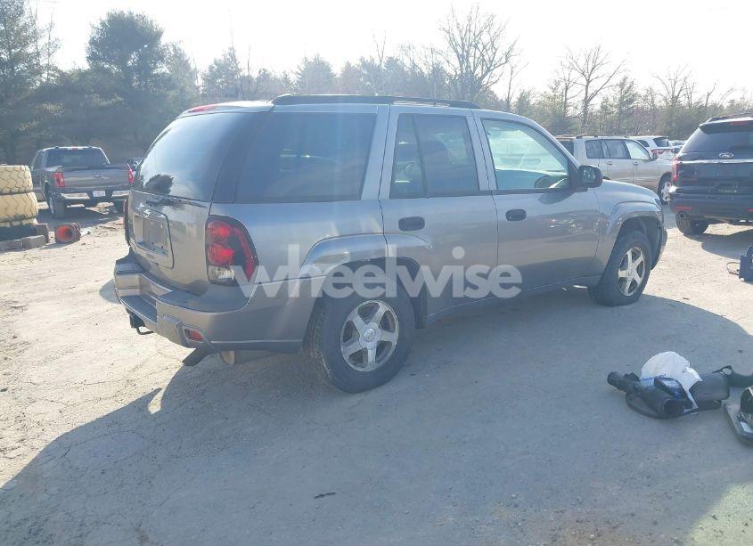 Photo 4 of 2006 Chevrolet Trailblazer LS (VIN 1GNDT13S162214477)