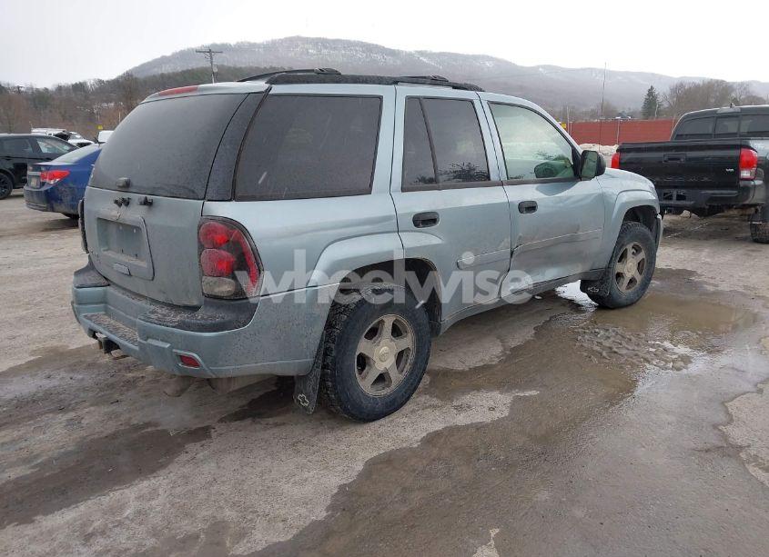 Photo 4 of 2006 Chevrolet Trailblazer LS (VIN 1GNDT13S162307533)