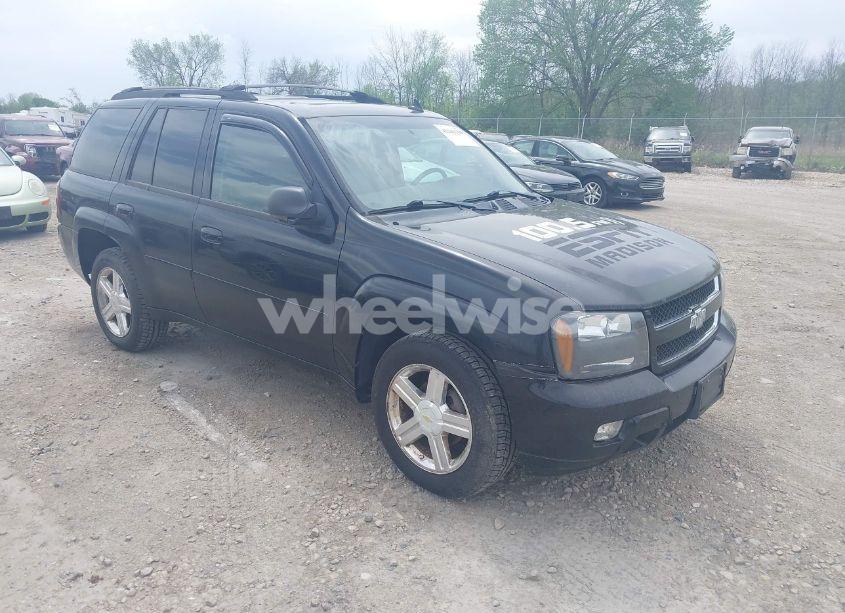 2007 Chevrolet Trailblazer LT (VIN 1GNDT13S172158350) main photo