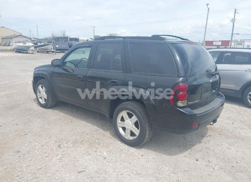 Photo 3 of 2007 Chevrolet Trailblazer LT (VIN 1GNDT13S172158350)