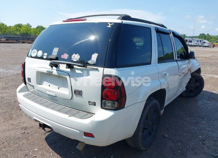 Photo 4 of 2007 Chevrolet Trailblazer LT (VIN 1GNDT13S172272722)