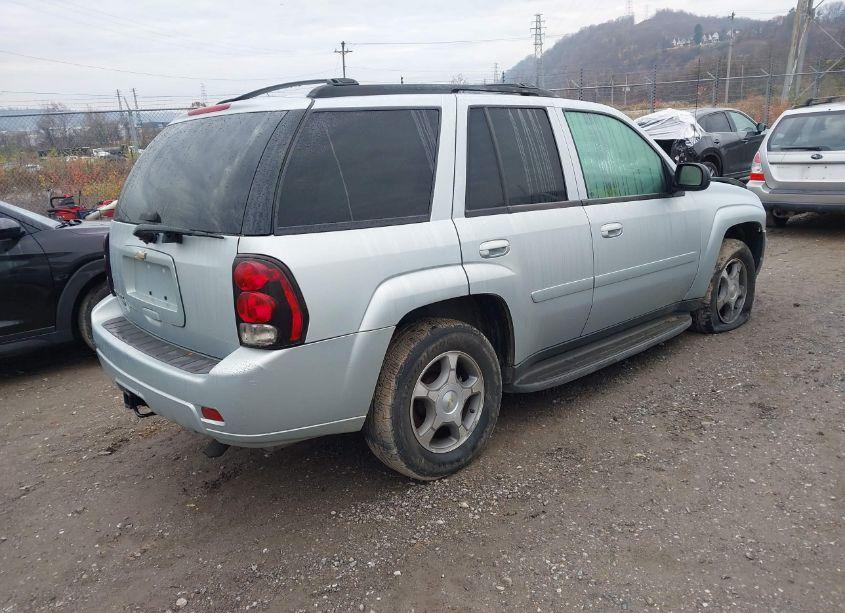 Photo 4 of 2008 Chevrolet Trailblazer LT (VIN 1GNDT13S182120425)