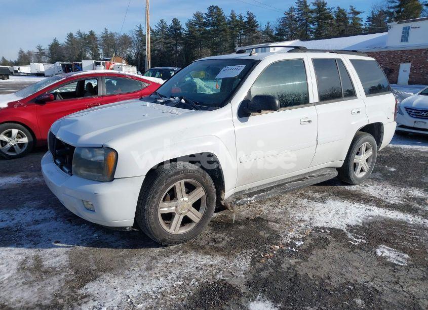 Photo 2 of 2008 Chevrolet Trailblazer LT (VIN 1GNDT13S182259213)
