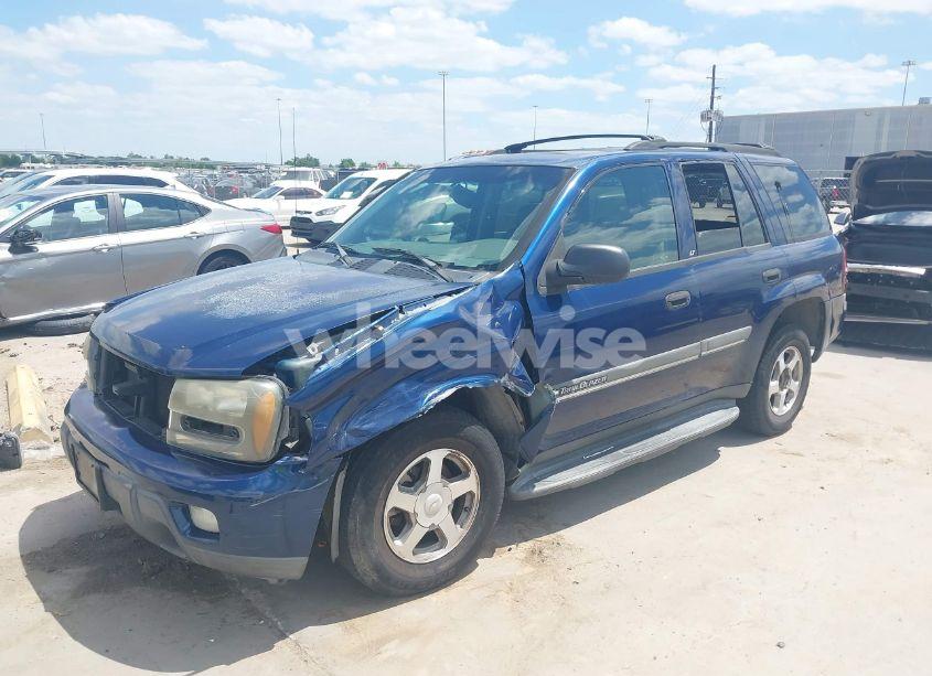 Photo 2 of 2002 Chevrolet Trailblazer LT (VIN 1GNDT13S222101275)
