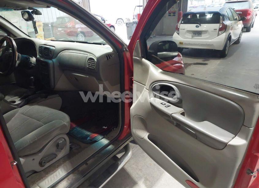 Photo 5 of 2002 Chevrolet Trailblazer LT (VIN 1GNDT13S222195948)