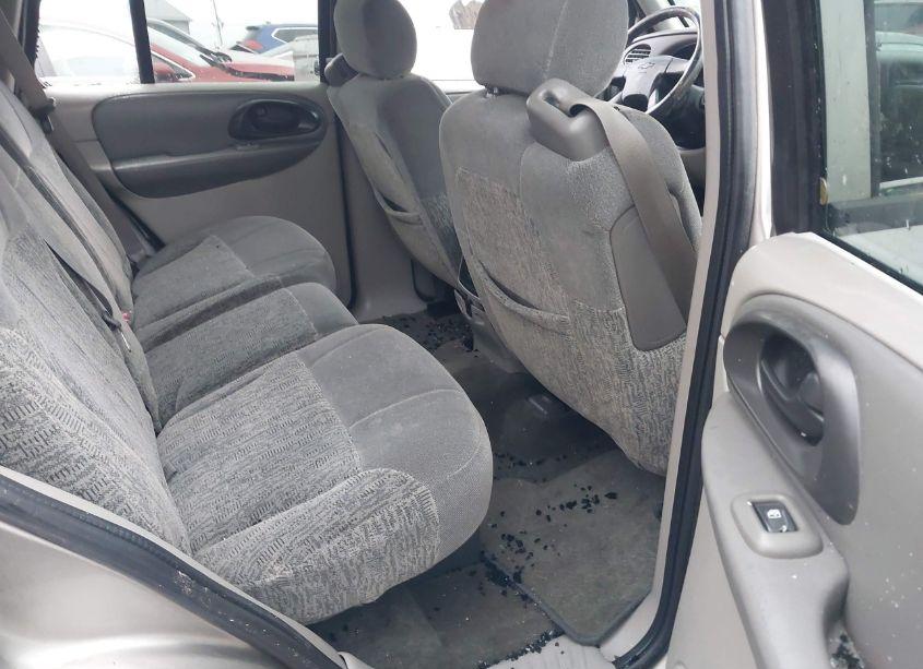 Photo 8 of 2002 Chevrolet Trailblazer LS (VIN 1GNDT13S222340793)