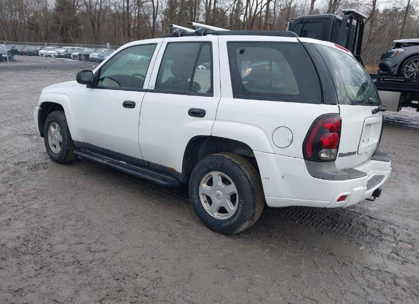 Photo 3 of 2003 Chevrolet Trailblazer LS (VIN 1GNDT13S232283609)