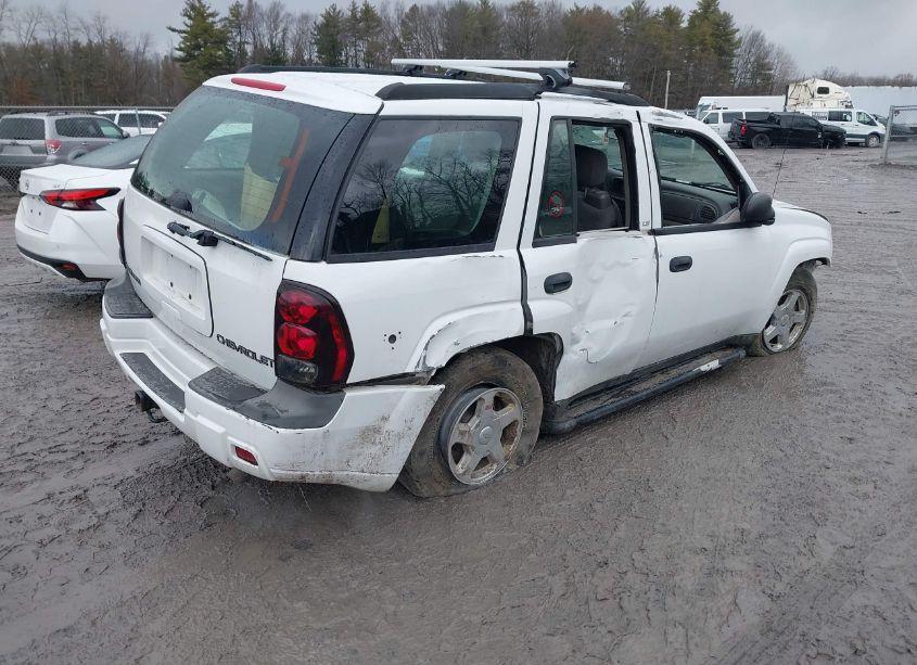 Photo 4 of 2003 Chevrolet Trailblazer LS (VIN 1GNDT13S232283609)