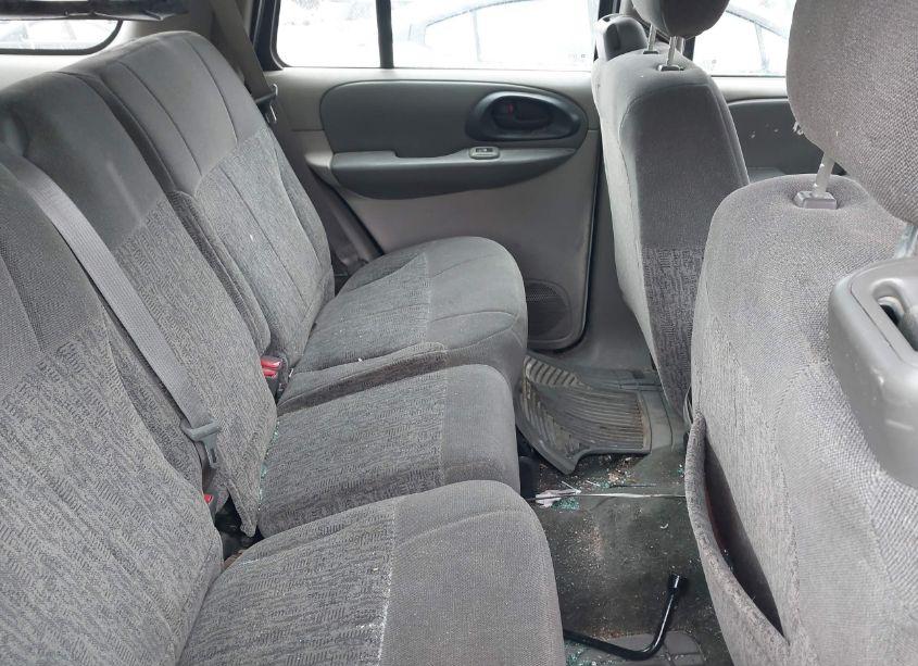 Photo 8 of 2003 Chevrolet Trailblazer LS (VIN 1GNDT13S232283609)