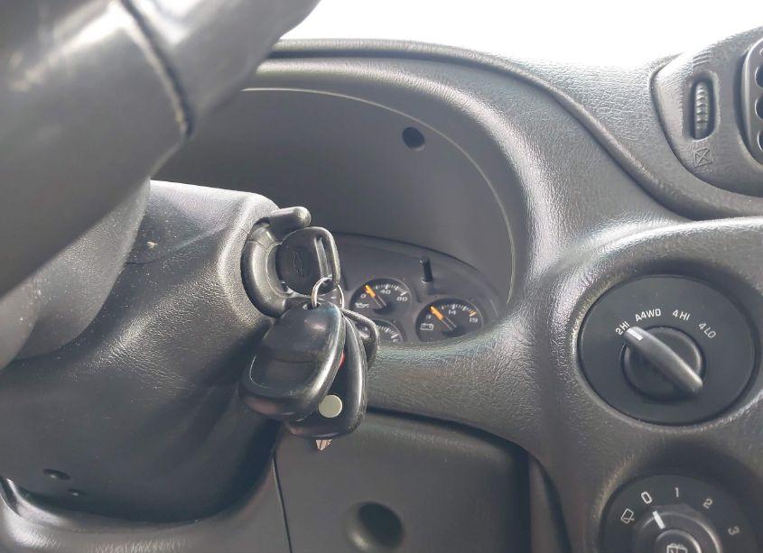 Photo 11 of 2004 Chevrolet Trailblazer LS/LT (VIN 1GNDT13S242159767)