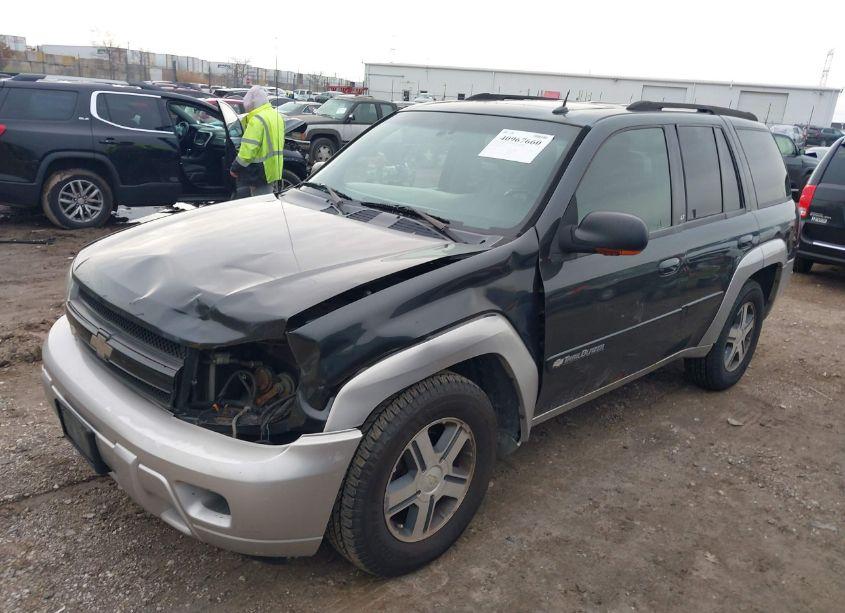 Photo 2 of 2004 Chevrolet Trailblazer LS/LT (VIN 1GNDT13S242159767)