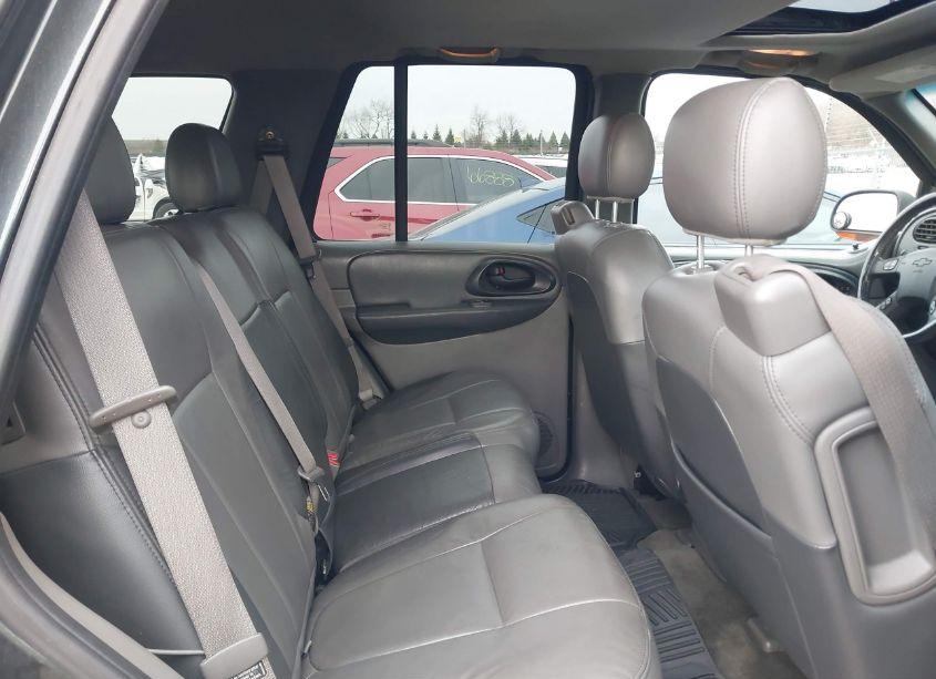 Photo 8 of 2004 Chevrolet Trailblazer LS/LT (VIN 1GNDT13S242159767)