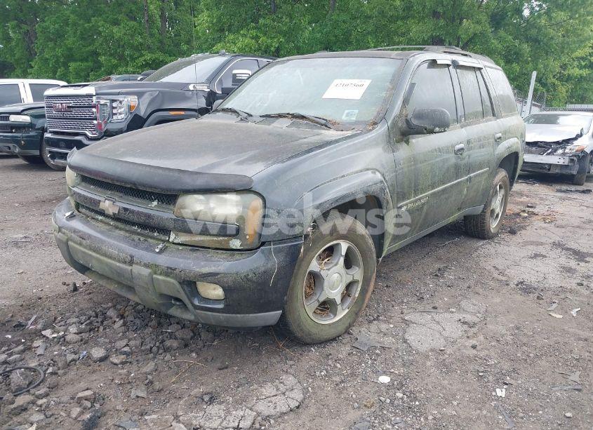 Photo 2 of 2004 Chevrolet Trailblazer LT (VIN 1GNDT13S242171832)
