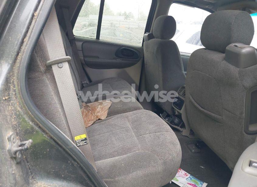 Photo 8 of 2004 Chevrolet Trailblazer LT (VIN 1GNDT13S242171832)