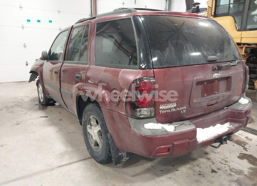 Photo 3 of 2005 Chevrolet Trailblazer LS (VIN 1GNDT13S252124768)