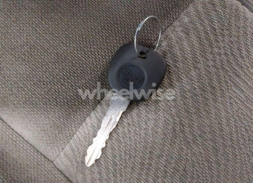 Photo 11 of 2005 Chevrolet Trailblazer LS (VIN 1GNDT13S252171914)