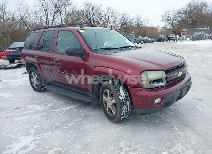 2005 Chevrolet Trailblazer LT (VIN 1GNDT13S252306051) main photo