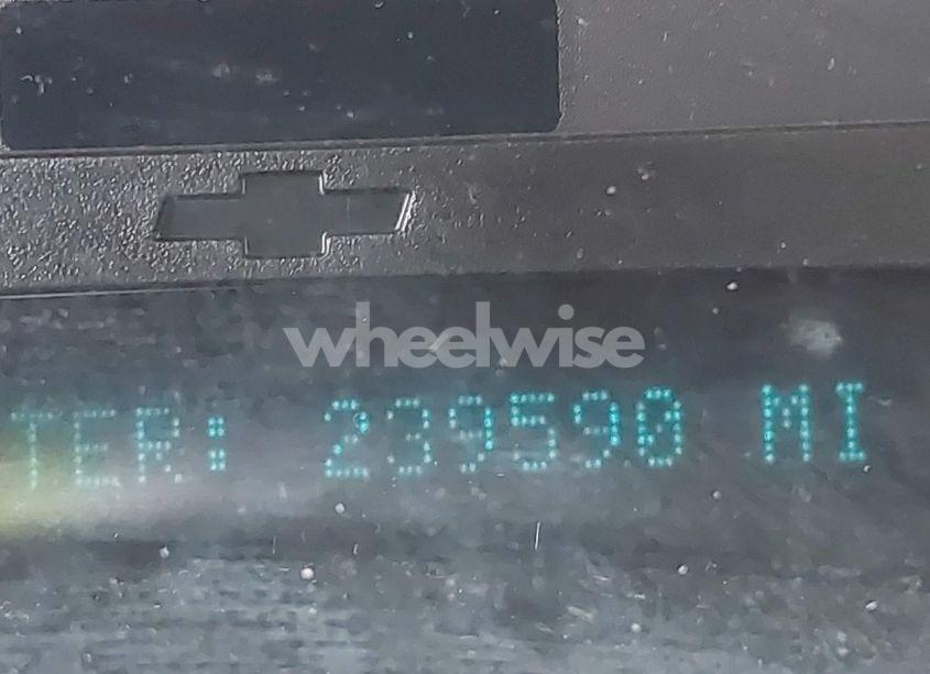 Photo 15 of 2005 Chevrolet Trailblazer LT (VIN 1GNDT13S252306051)