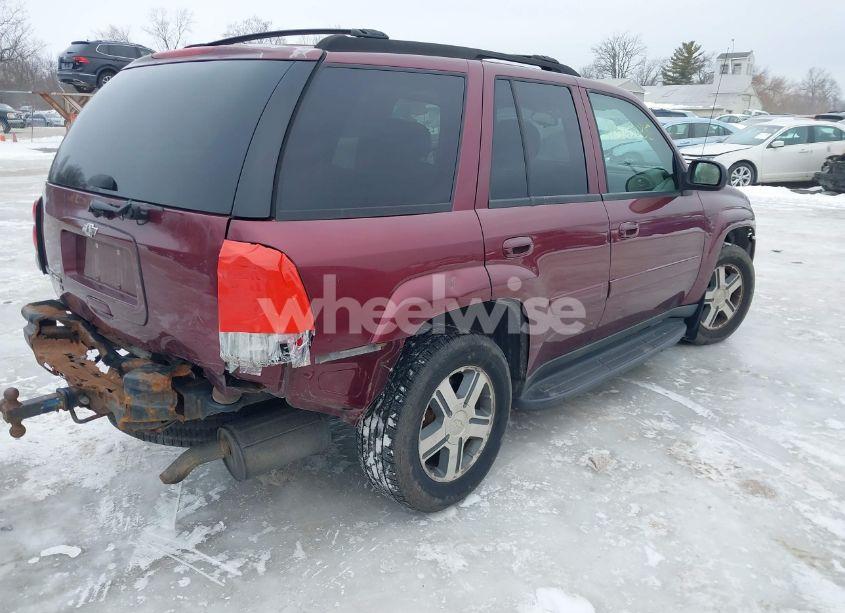 Photo 4 of 2005 Chevrolet Trailblazer LT (VIN 1GNDT13S252306051)