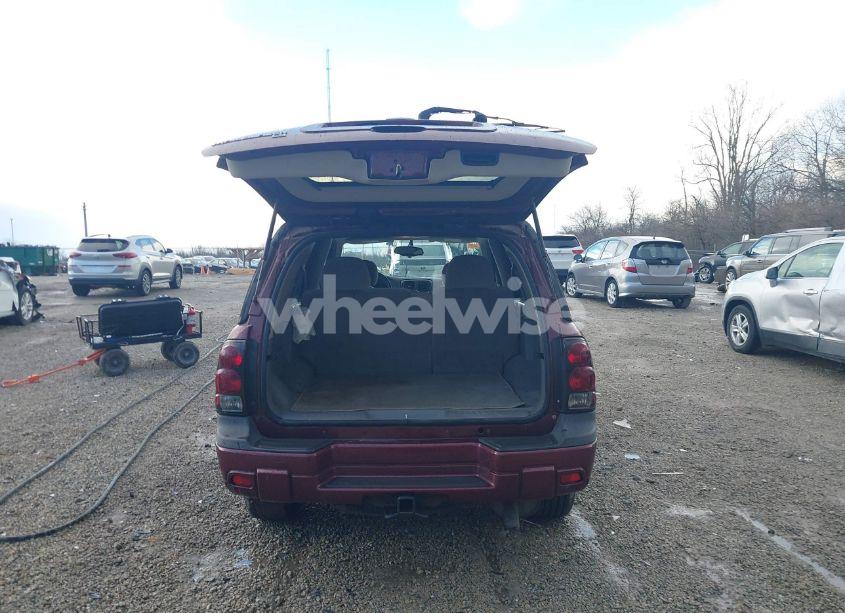 Photo 16 of 2005 Chevrolet Trailblazer LS (VIN 1GNDT13S252333069)