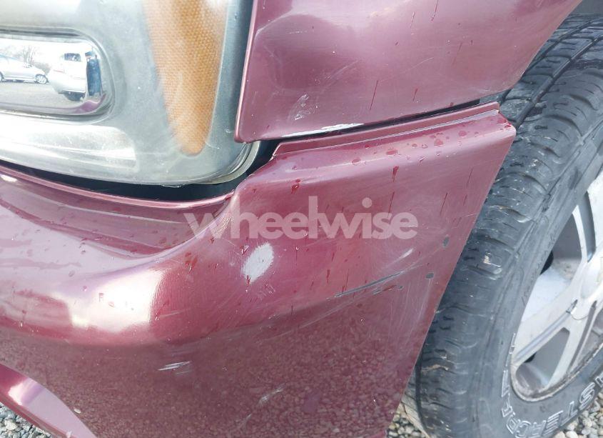 Photo 18 of 2005 Chevrolet Trailblazer LS (VIN 1GNDT13S252333069)