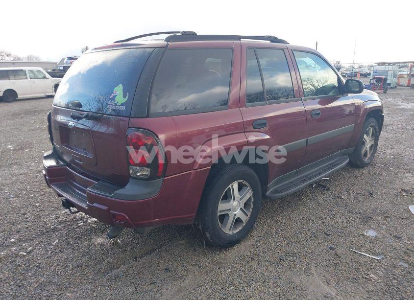 Photo 4 of 2005 Chevrolet Trailblazer LS (VIN 1GNDT13S252333069)