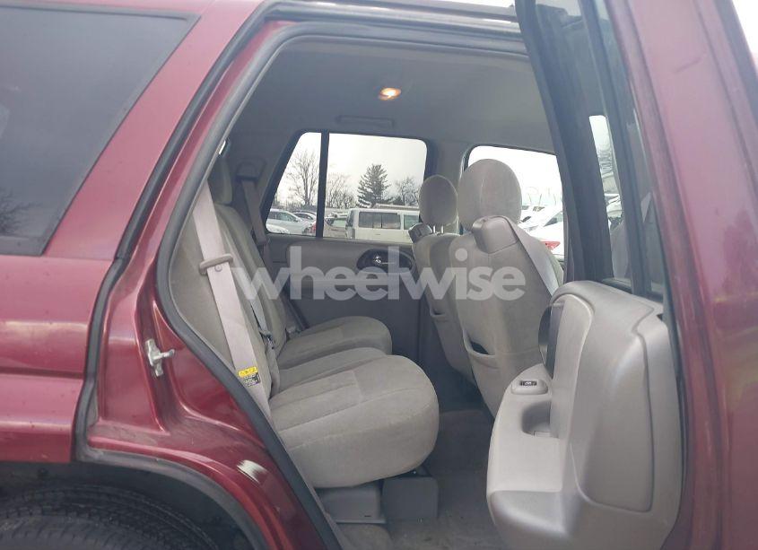 Photo 8 of 2005 Chevrolet Trailblazer LS (VIN 1GNDT13S252333069)