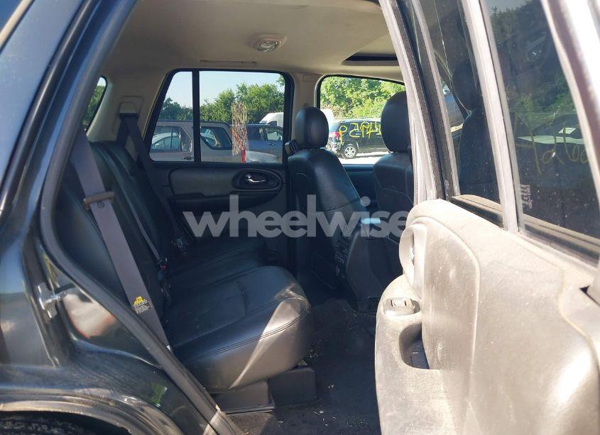 Photo 8 of 2005 Chevrolet Trailblazer LT (VIN 1GNDT13S252340457)