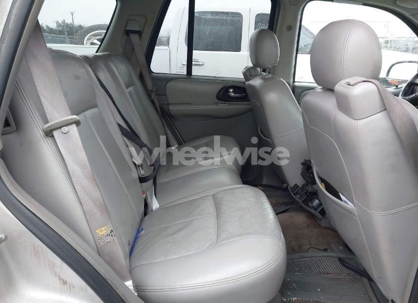 Photo 8 of 2005 Chevrolet Trailblazer LT (VIN 1GNDT13S252382322)