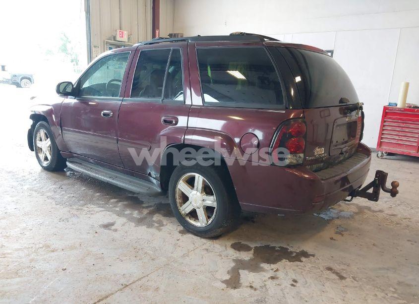 Photo 3 of 2007 Chevrolet Trailblazer LT (VIN 1GNDT13S272219141)