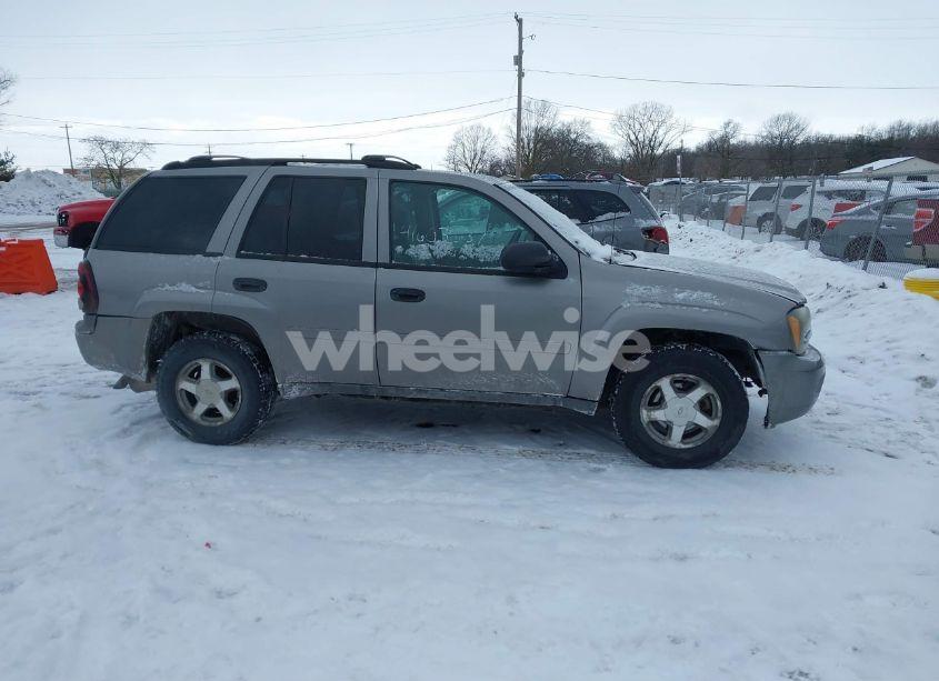 Photo 13 of 2007 Chevrolet Trailblazer LS (VIN 1GNDT13S272281378)