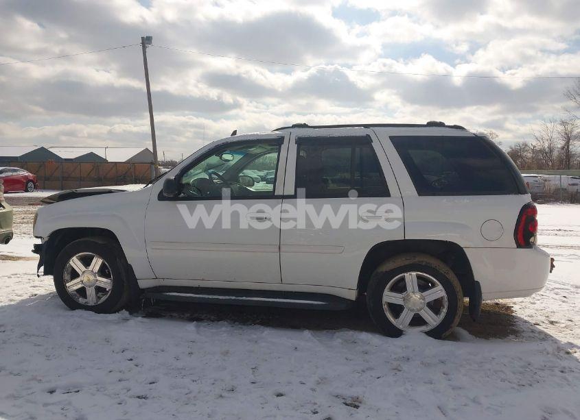 Photo 14 of 2008 Chevrolet Trailblazer LT (VIN 1GNDT13S282140814)