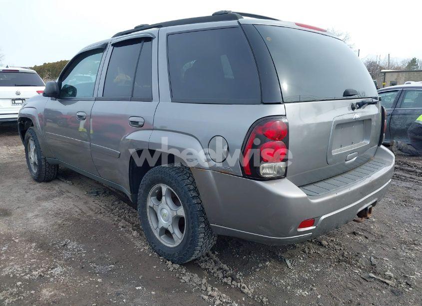 Photo 3 of 2008 Chevrolet Trailblazer LT (VIN 1GNDT13S282155183)