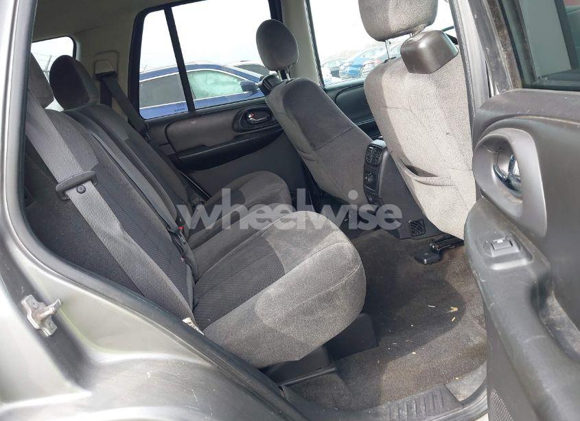 Photo 8 of 2008 Chevrolet Trailblazer LT (VIN 1GNDT13S282155183)