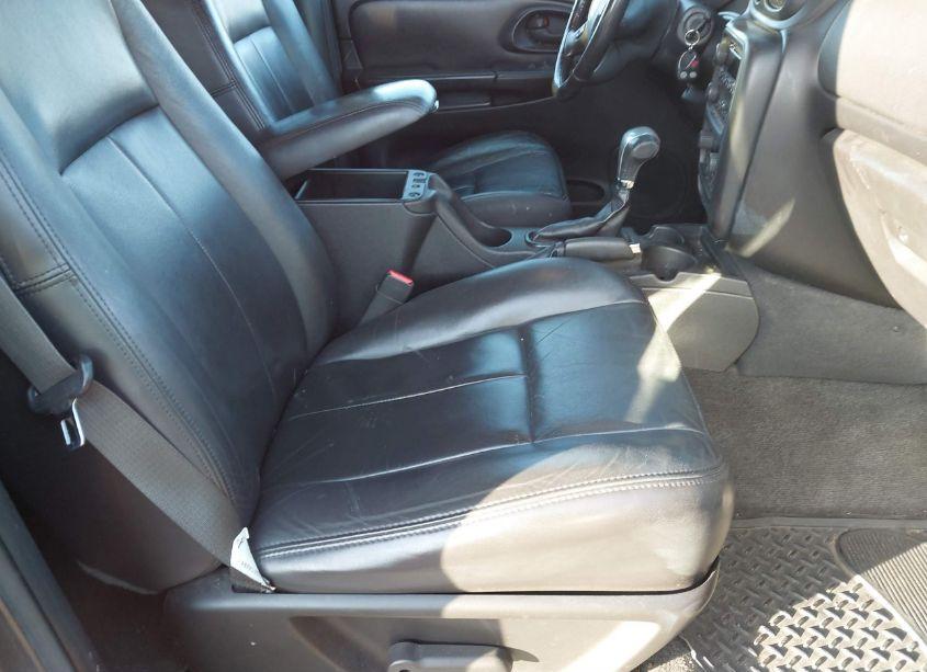 Photo 5 of 2008 Chevrolet Trailblazer LT (VIN 1GNDT13S282184182)