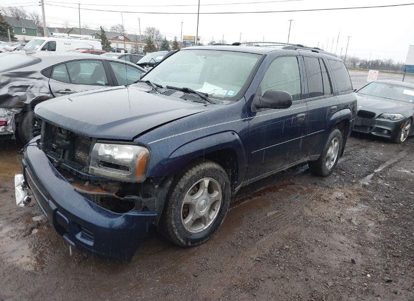Photo 2 of 2008 Chevrolet Trailblazer FLEET (VIN 1GNDT13S282235549)