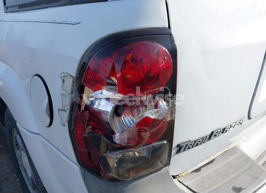 Photo 12 of 2002 Chevrolet Trailblazer LT (VIN 1GNDT13S322476575)