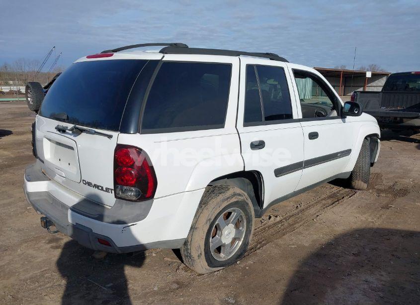 Photo 4 of 2002 Chevrolet Trailblazer LT (VIN 1GNDT13S322476575)