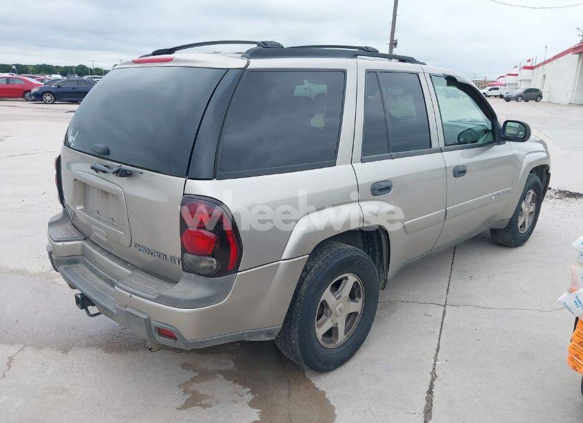 Photo 4 of 2003 Chevrolet Trailblazer LT (VIN 1GNDT13S332243491)