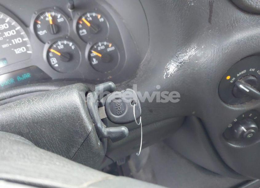 Photo 11 of 2004 Chevrolet Trailblazer LT (VIN 1GNDT13S342371991)