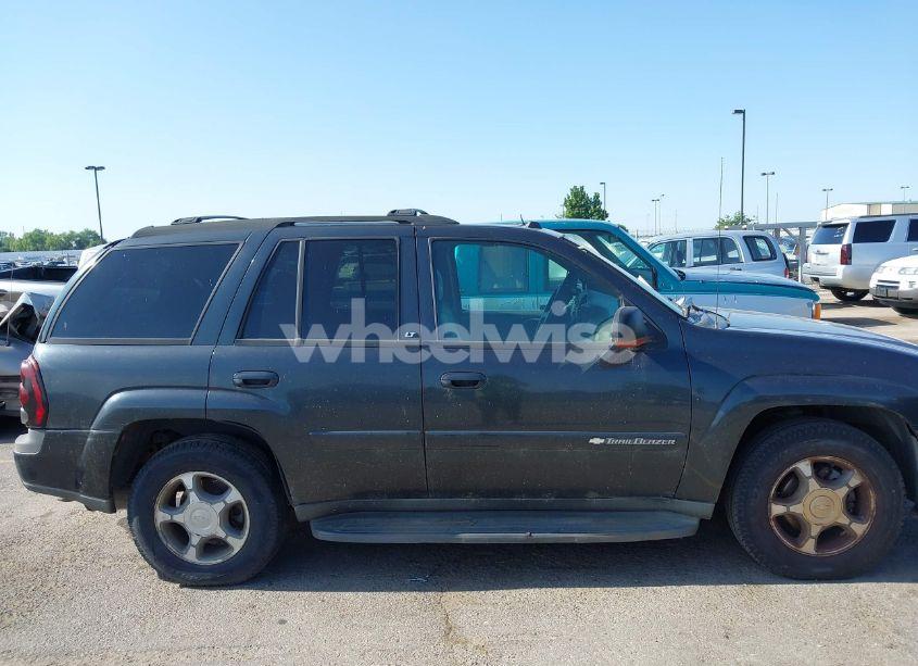 Photo 6 of 2004 Chevrolet Trailblazer LT (VIN 1GNDT13S342374583)