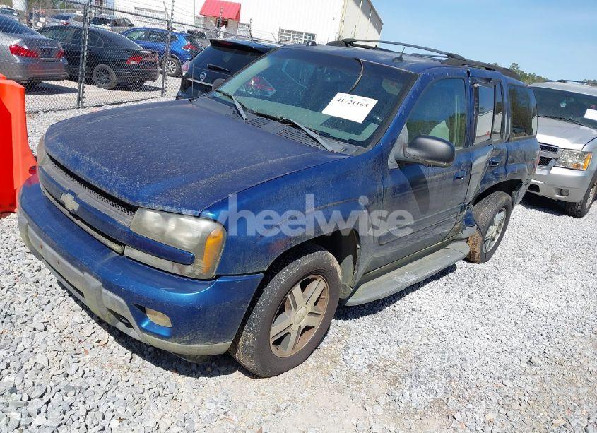 Photo 2 of 2005 Chevrolet Trailblazer LT (VIN 1GNDT13S352293357)