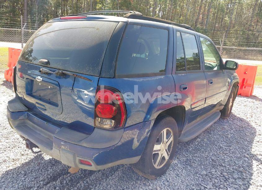 Photo 4 of 2005 Chevrolet Trailblazer LT (VIN 1GNDT13S352293357)