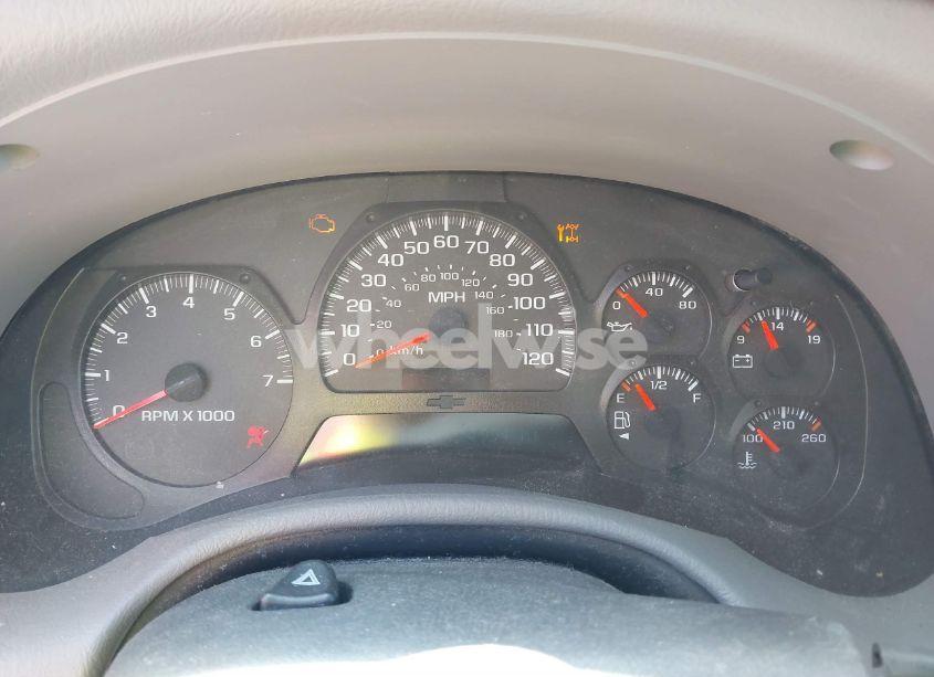 Photo 7 of 2005 Chevrolet Trailblazer LT (VIN 1GNDT13S352293357)