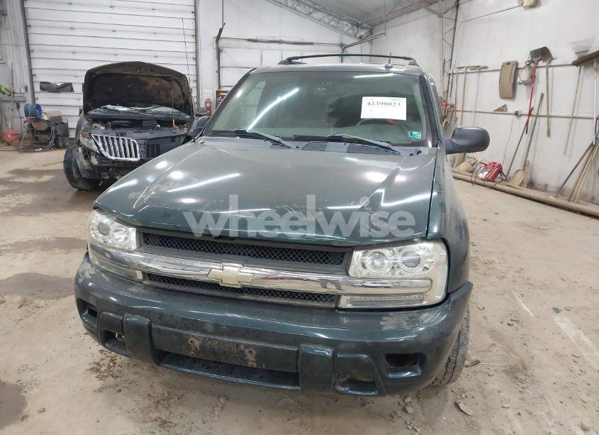 Photo 6 of 2005 Chevrolet Trailblazer LS (VIN 1GNDT13S352324347)