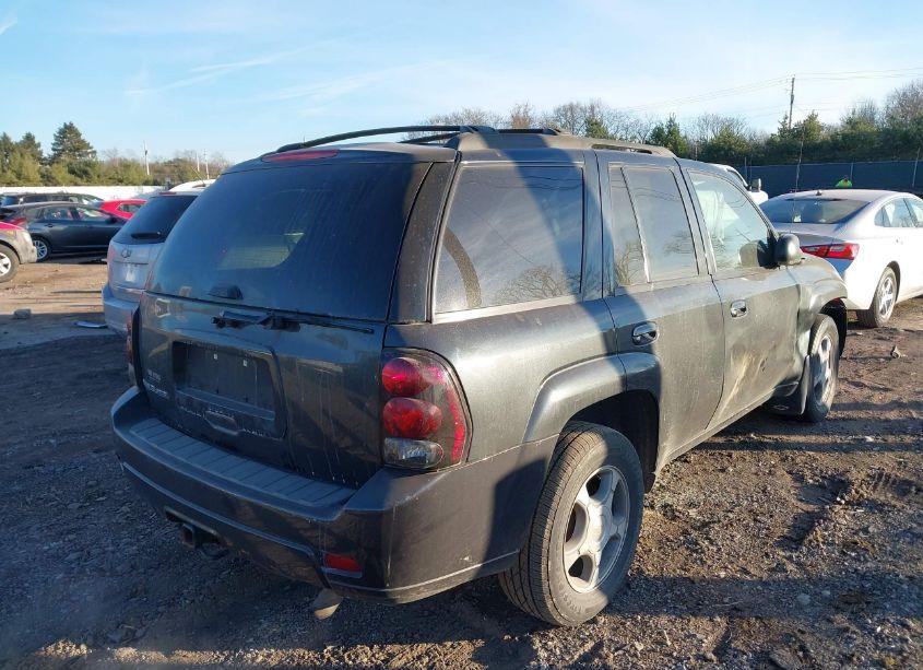 Photo 4 of 2006 Chevrolet Trailblazer LT (VIN 1GNDT13S362118057)