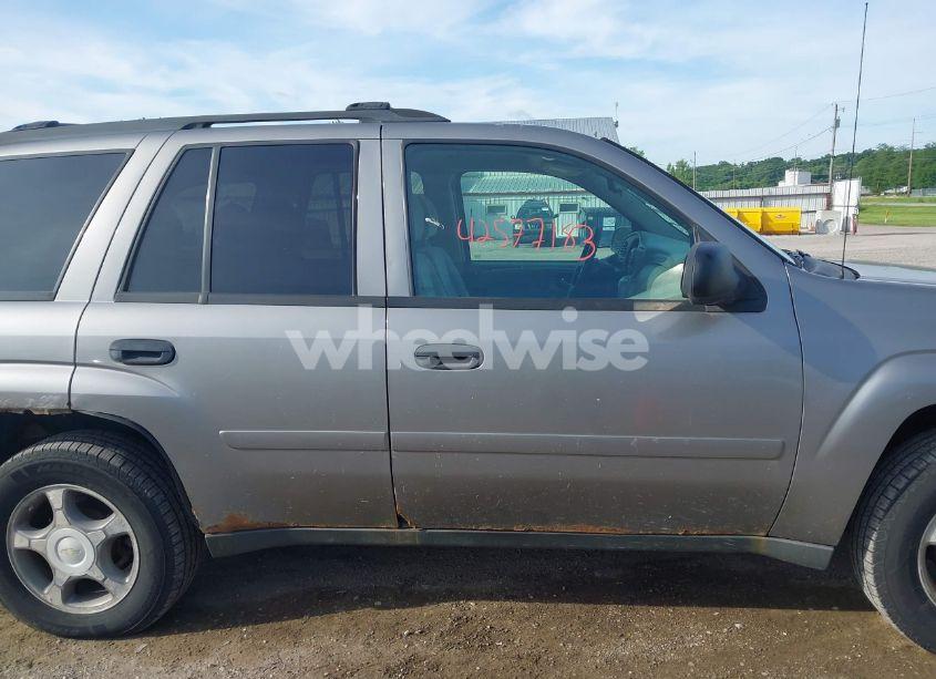 Photo 14 of 2007 Chevrolet Trailblazer LS (VIN 1GNDT13S372179121)