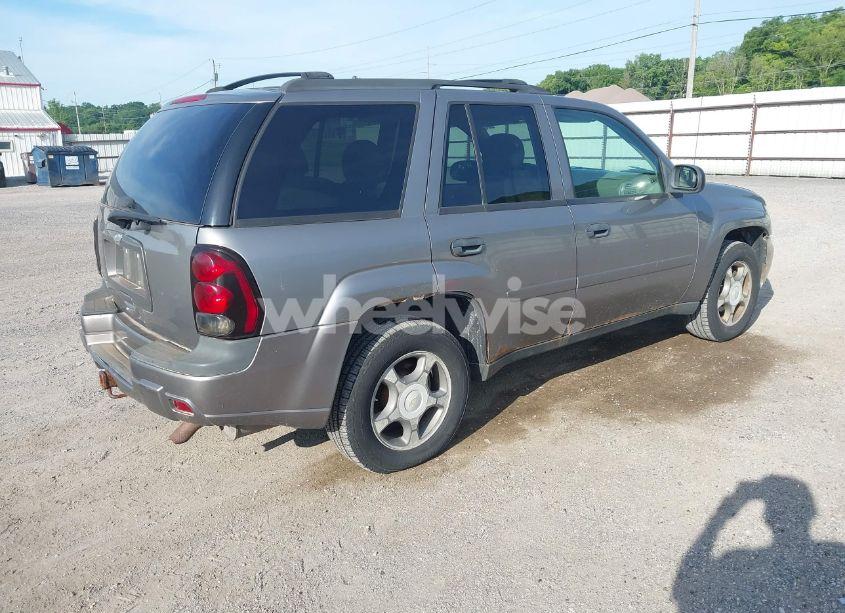 Photo 4 of 2007 Chevrolet Trailblazer LS (VIN 1GNDT13S372179121)