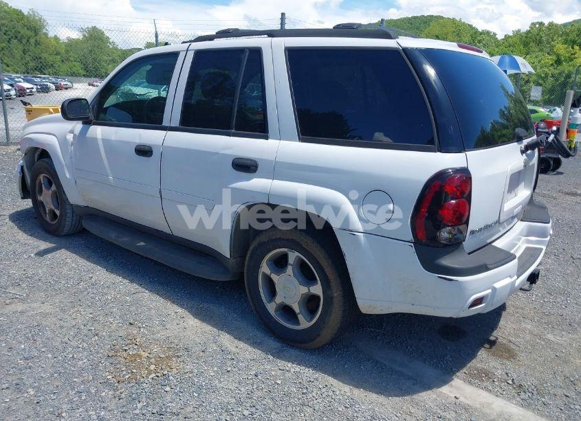 Photo 3 of 2007 Chevrolet Trailblazer LS (VIN 1GNDT13S372288579)